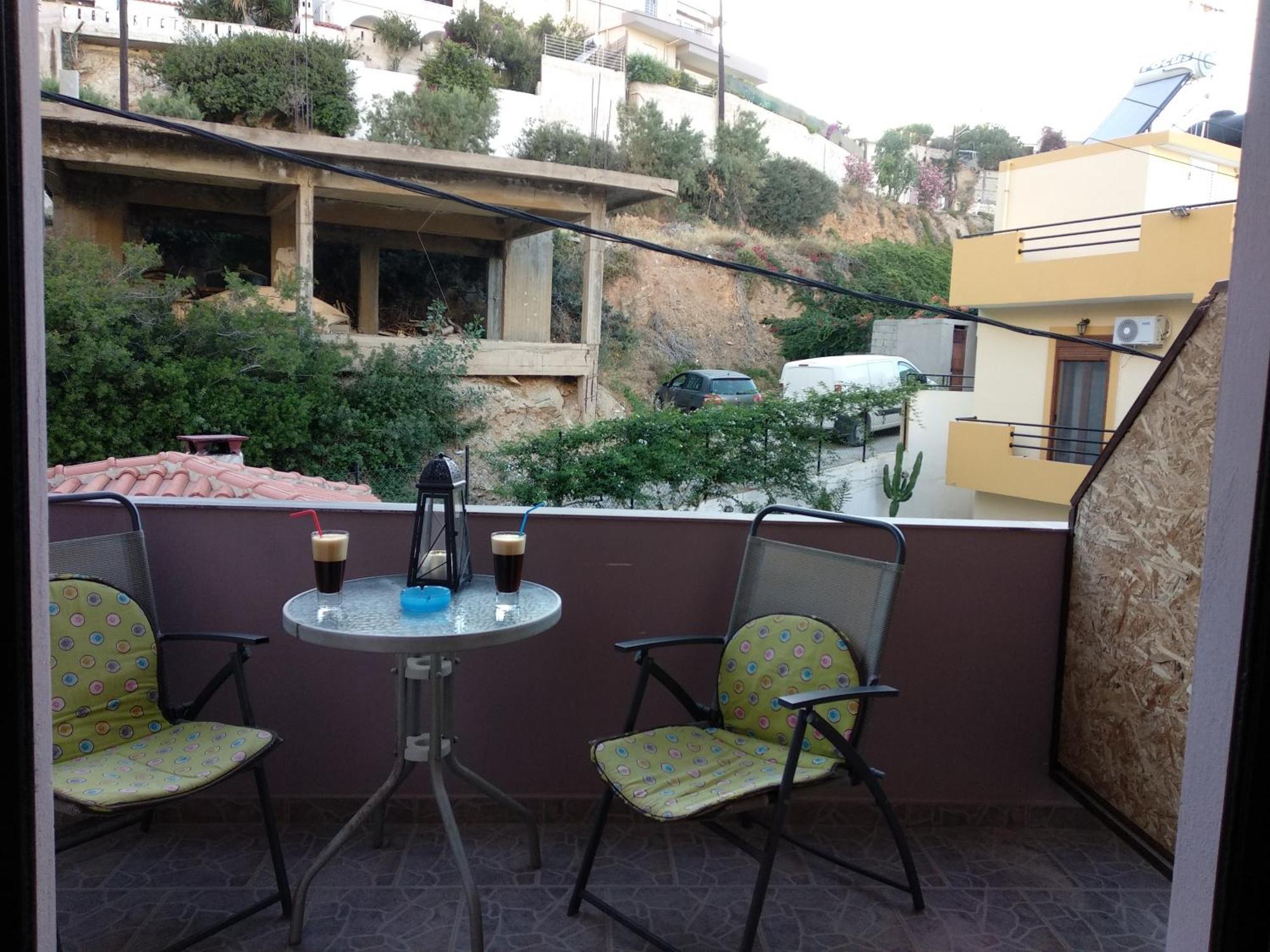Mades Magic Place Agia Pelagia Екстериор снимка