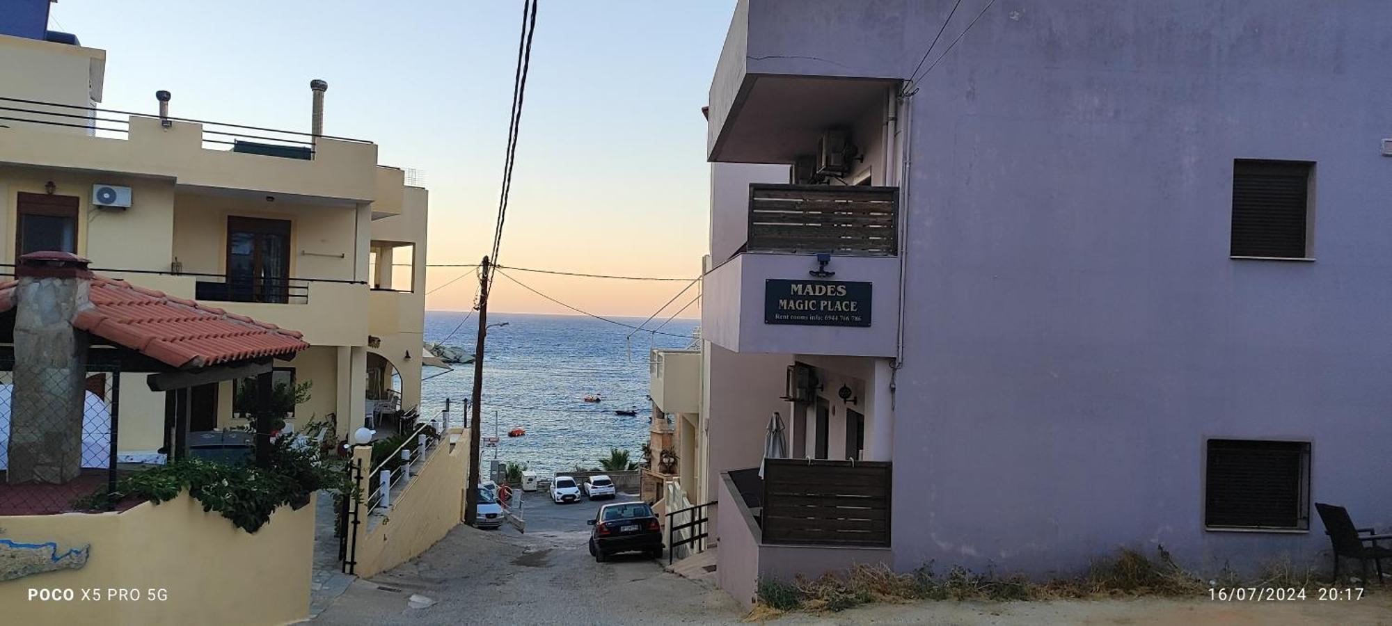 Mades Magic Place Agia Pelagia Екстериор снимка