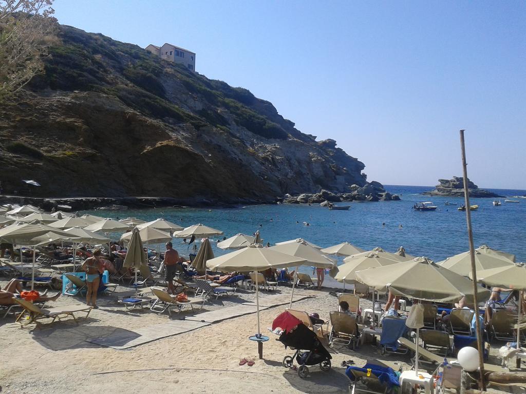 Mades Magic Place Agia Pelagia Екстериор снимка