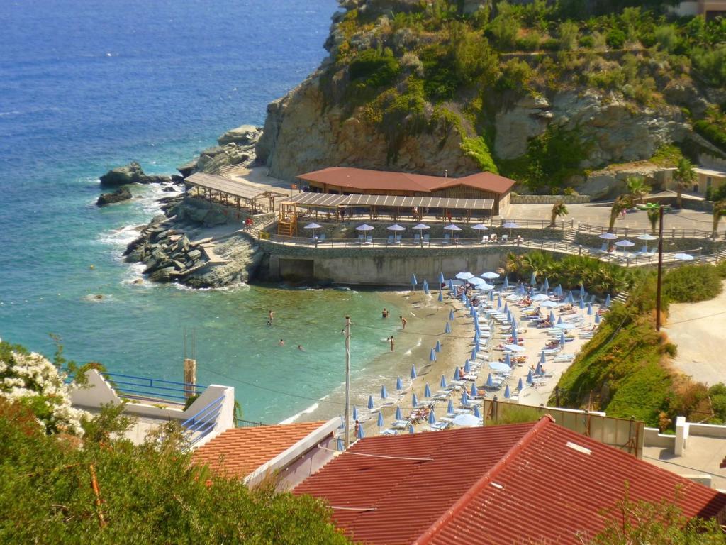 Mades Magic Place Agia Pelagia Екстериор снимка